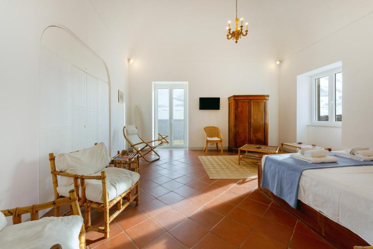 Torretta Corricella- Punta Pizzaco Apartment Прочида Екстериор снимка