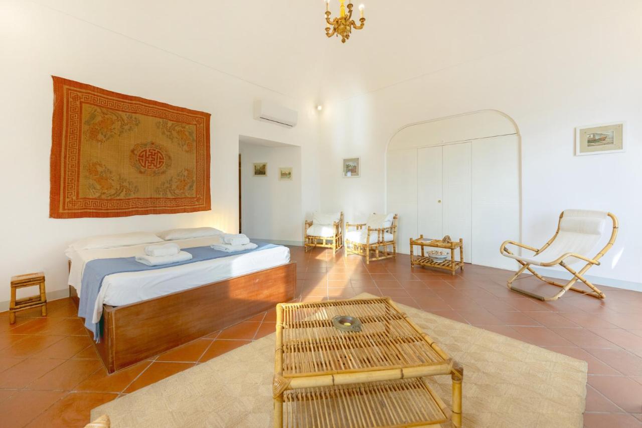 Torretta Corricella- Punta Pizzaco Apartment Прочида Екстериор снимка